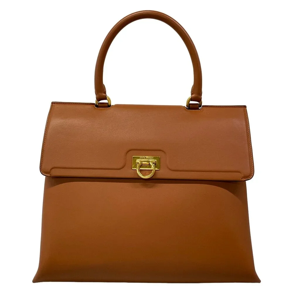 Salvatore Ferragamo Gancini Handbag 210400